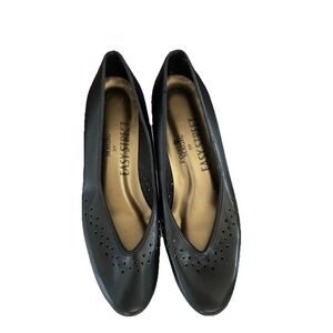 Vintage Easy Street Foot Magic Black Leather Womens Pumps Size 7 M USA Classic
